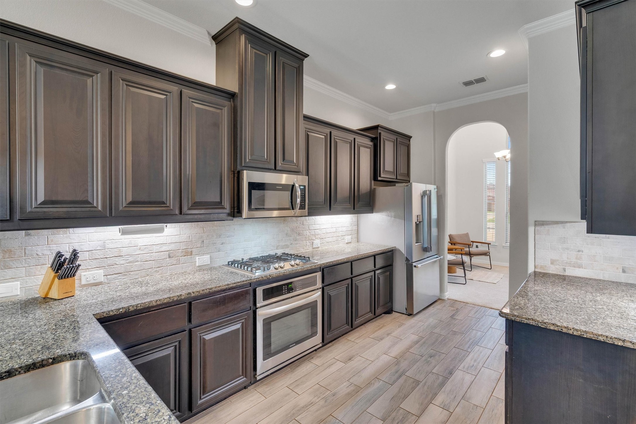 3233 Burgundy Lane Midlothian TX 76065