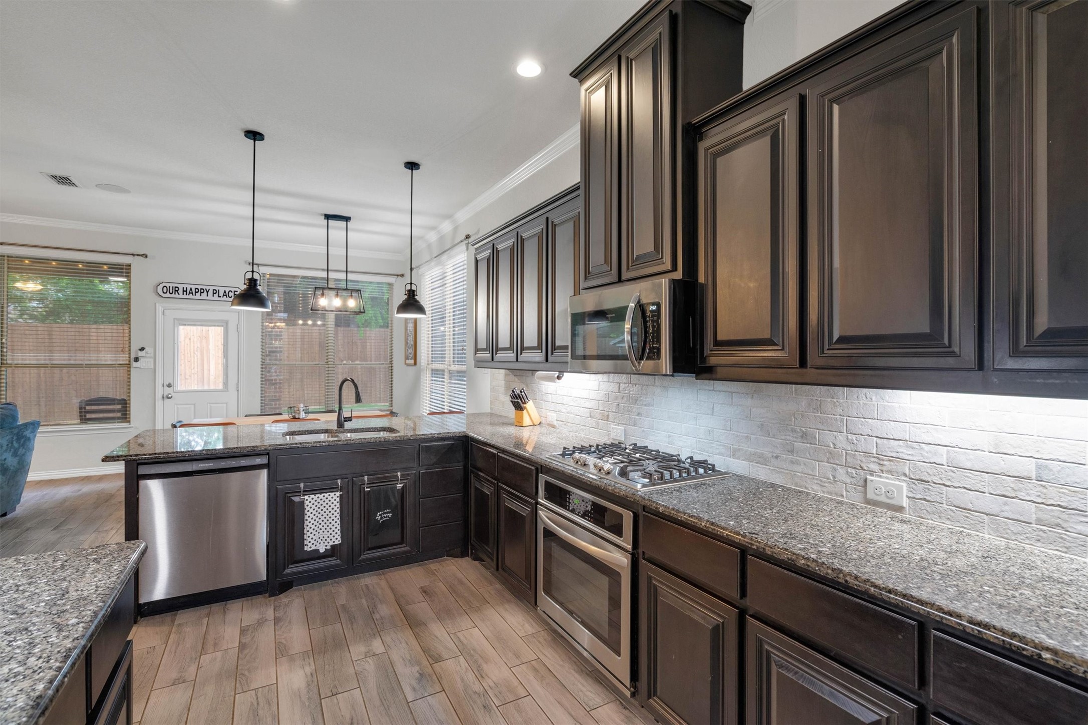 3233 Burgundy Lane Midlothian TX 76065