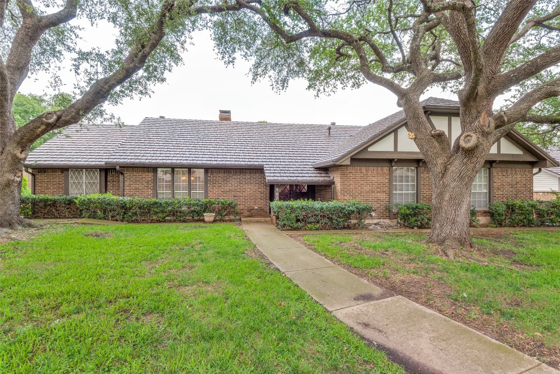 907 Springwood Lane Duncanville TX 75137