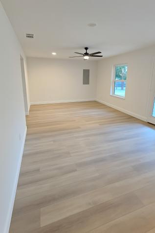 809 Wildgrove Drive Garland TX 75041