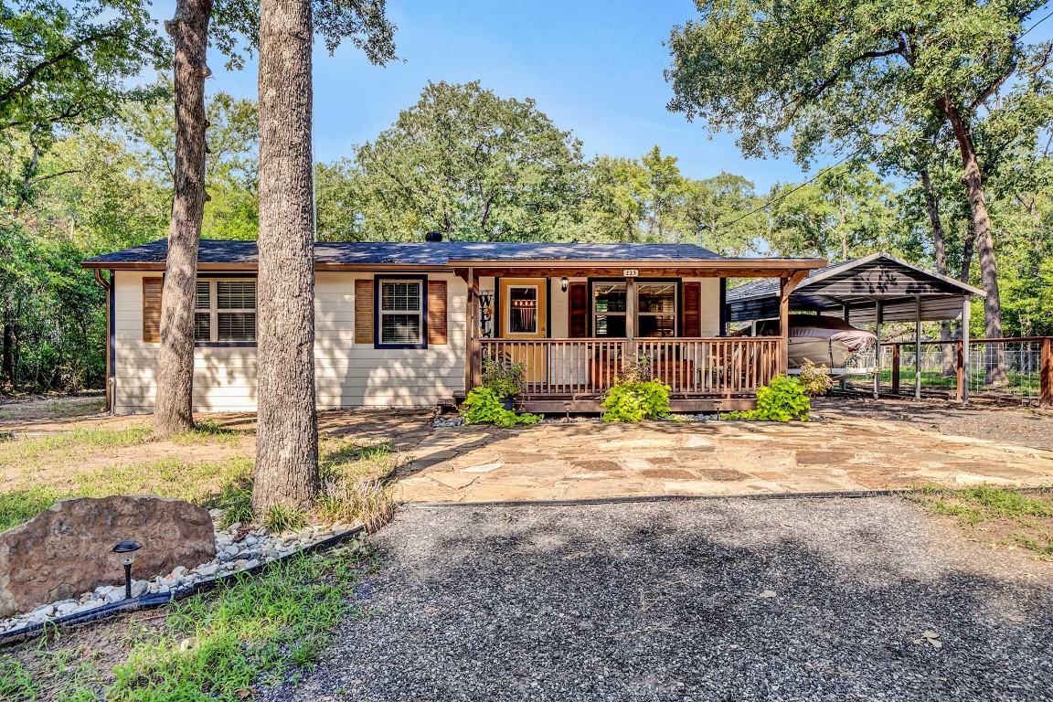 223 Holly Glen Murchison TX 75778