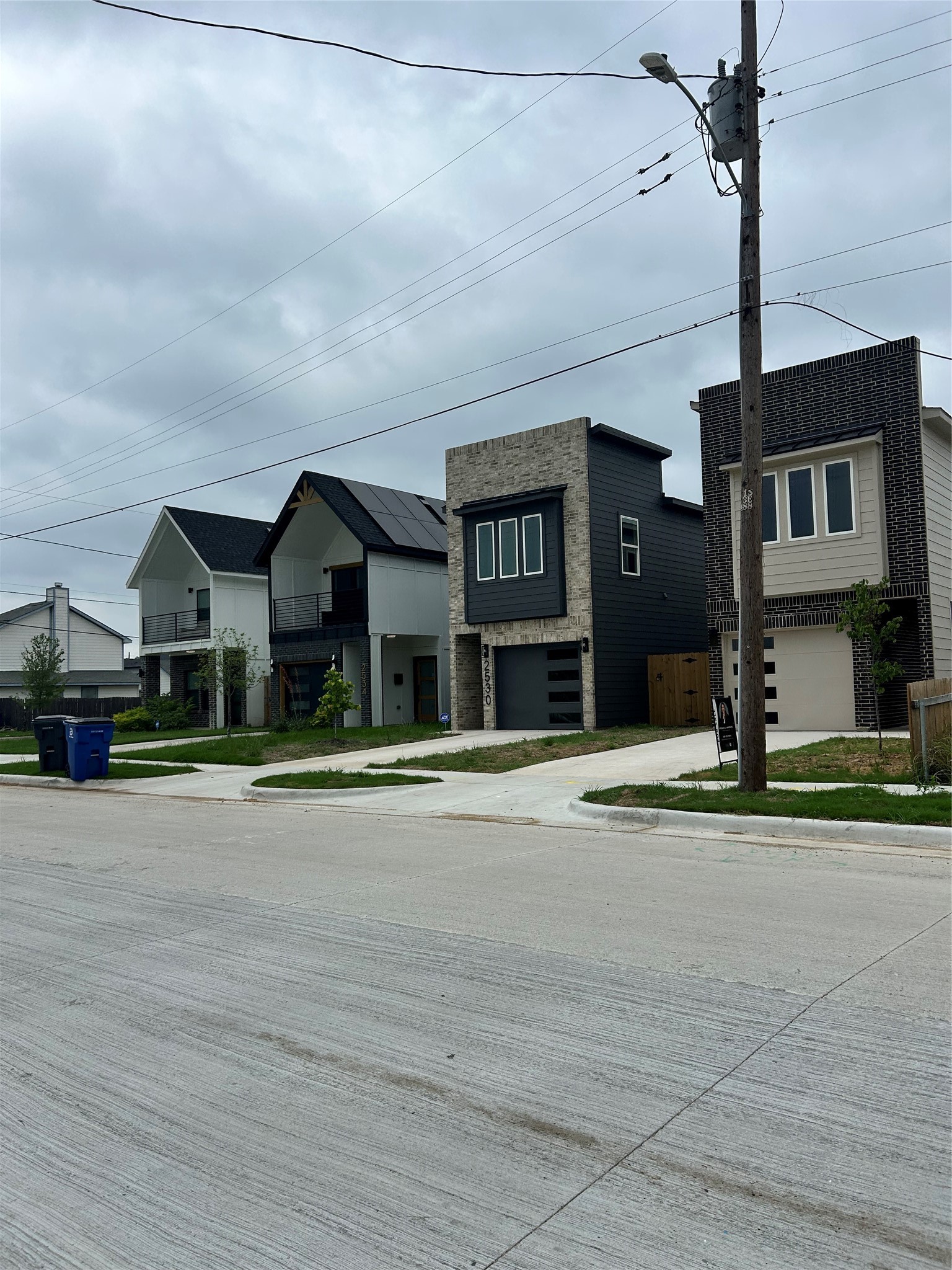 2406 Delano Street Houston TX 77004