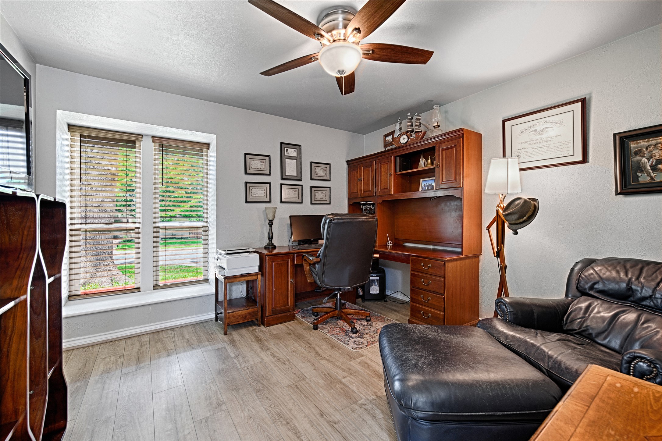 2708 Lakewood Lane Carrollton TX 75006