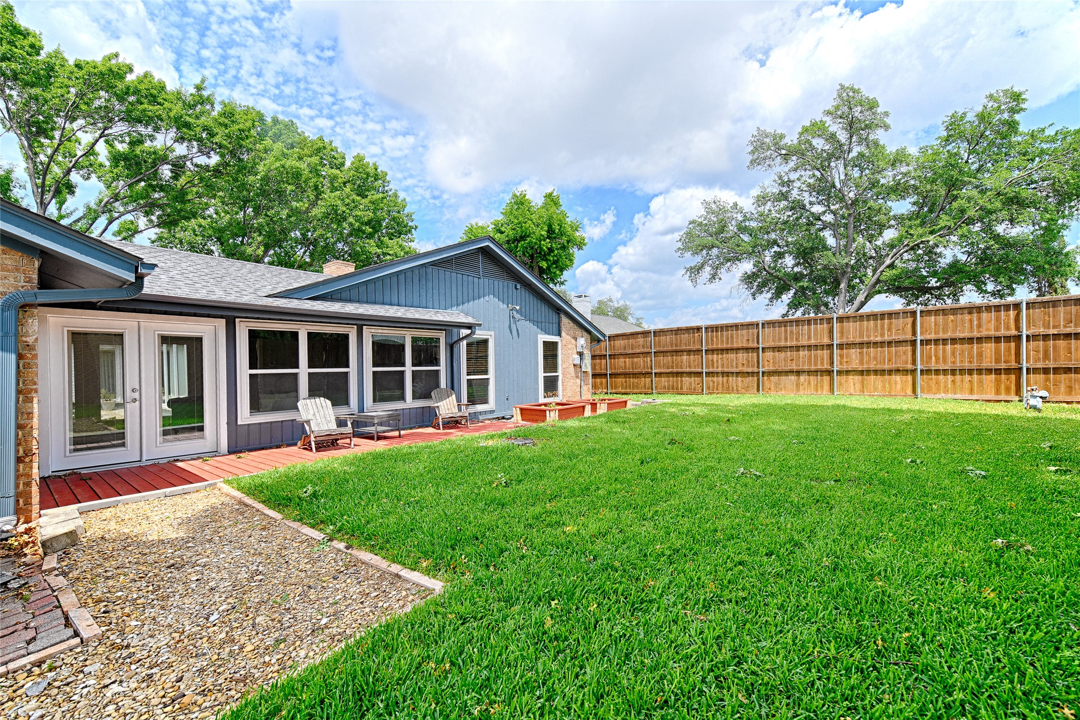 2708 Lakewood Lane Carrollton TX 75006