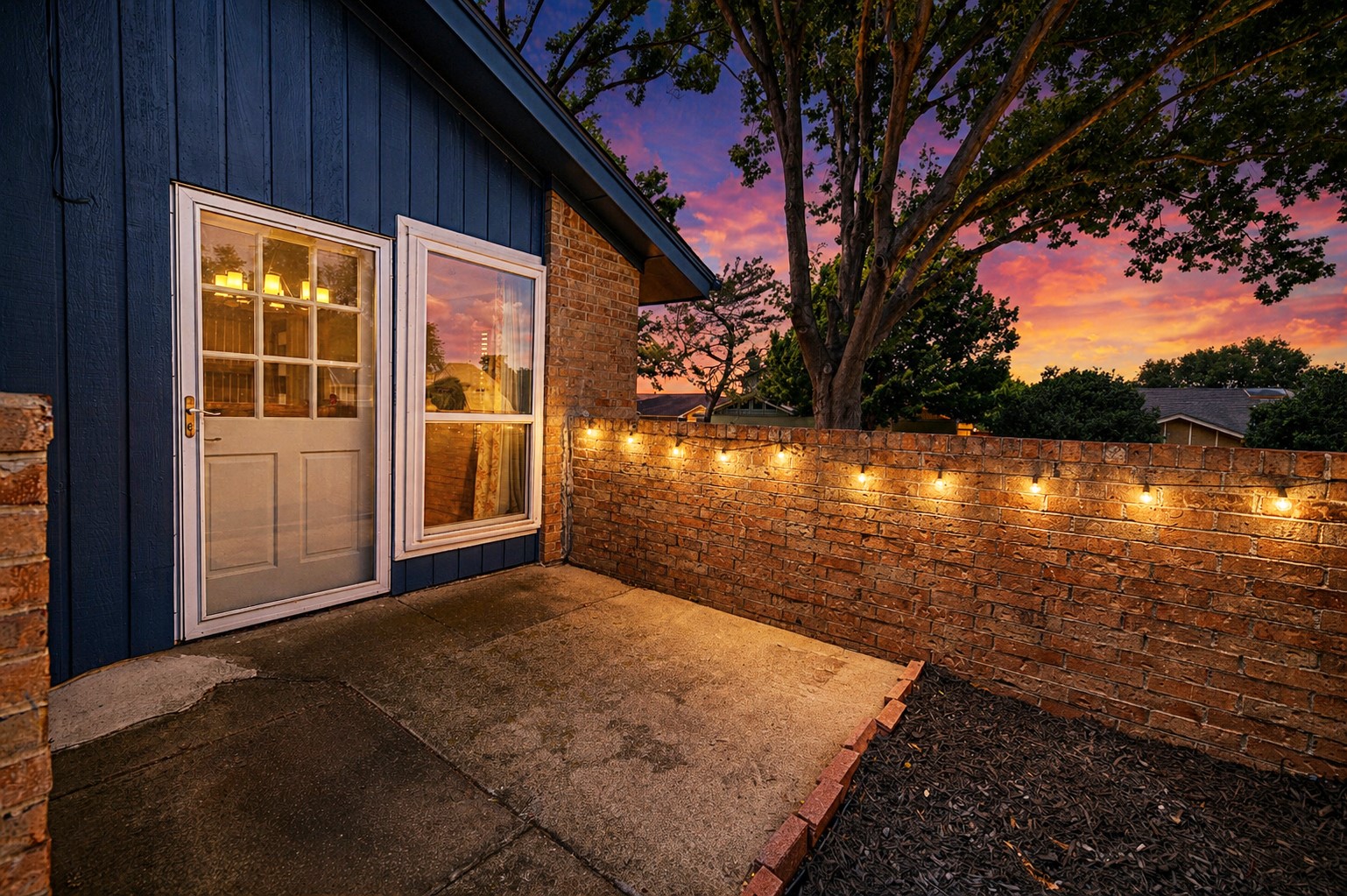 2708 Lakewood Lane Carrollton TX 75006