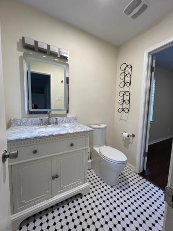 5811 Clendenin Avenue Dallas TX 75228