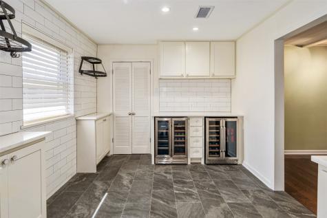 5811 Clendenin Avenue Dallas TX 75228