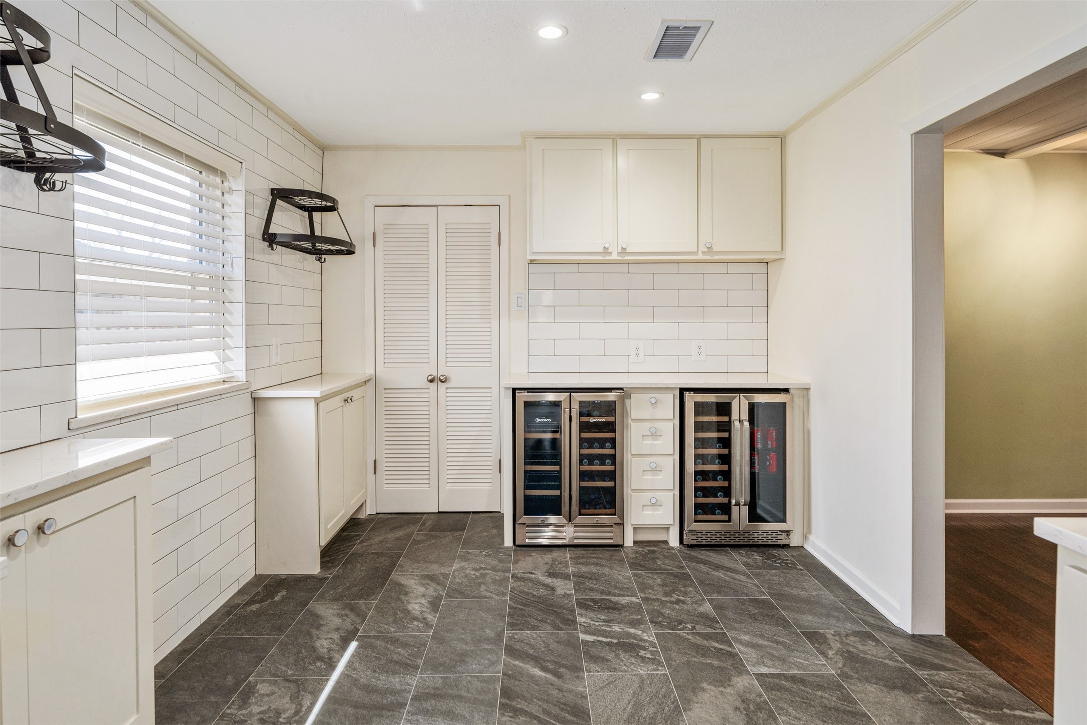 5811 Clendenin Avenue Dallas TX 75228
