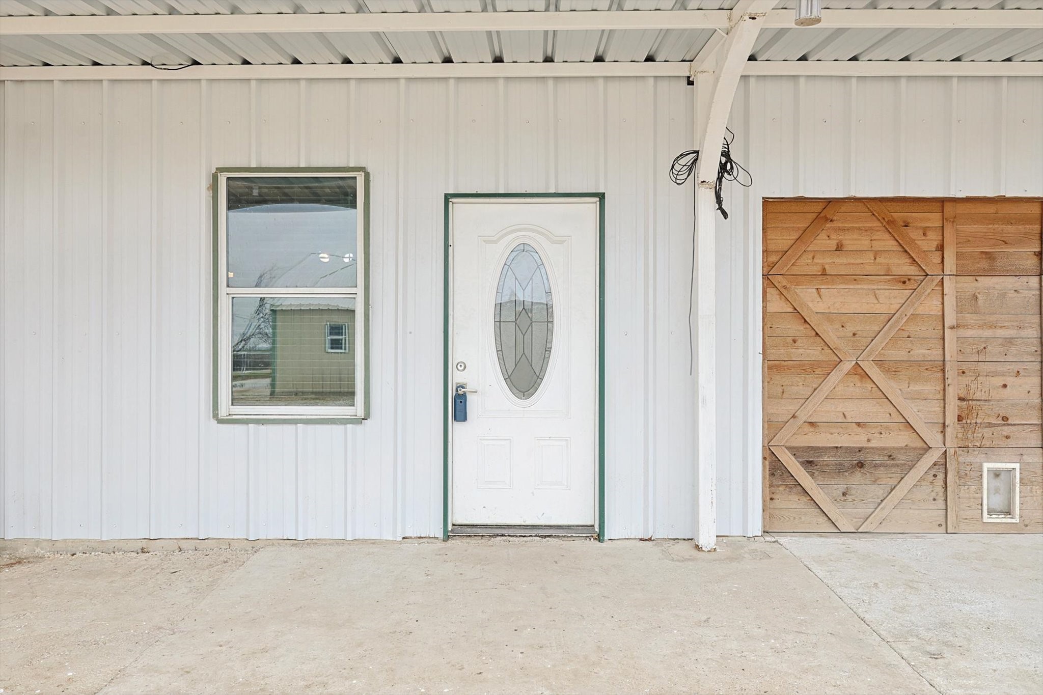 1543 W Lone Oak Road Valley View TX 76272