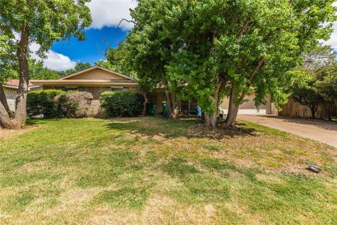 709 Dogwood Street Robinson TX 76706