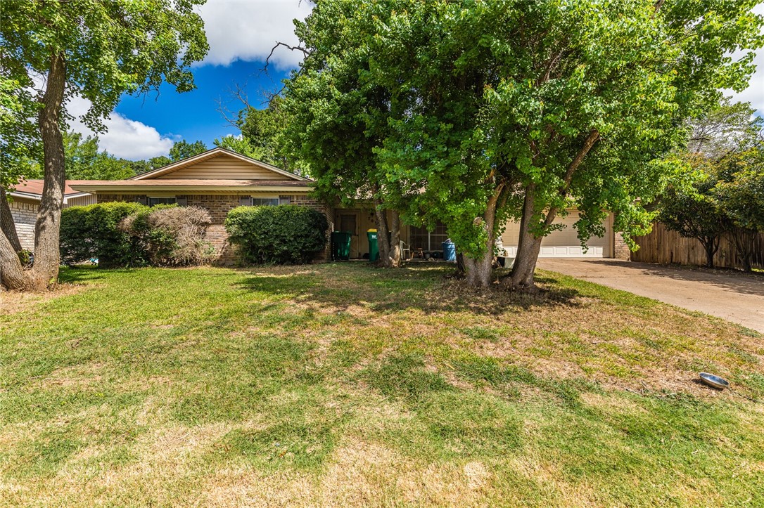 709 Dogwood Street Robinson TX 76706