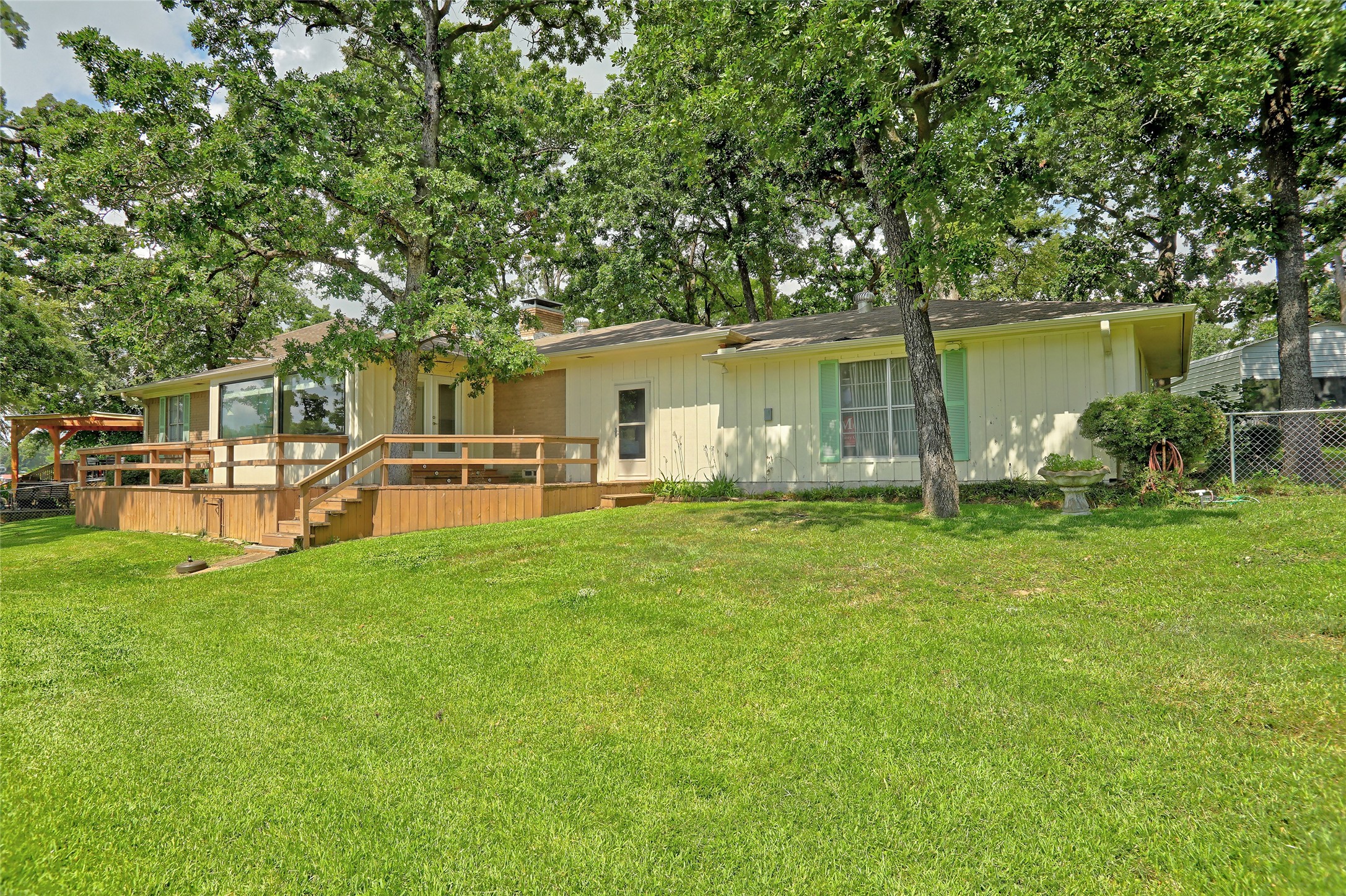 1208 Atoll Court Tool TX 75143