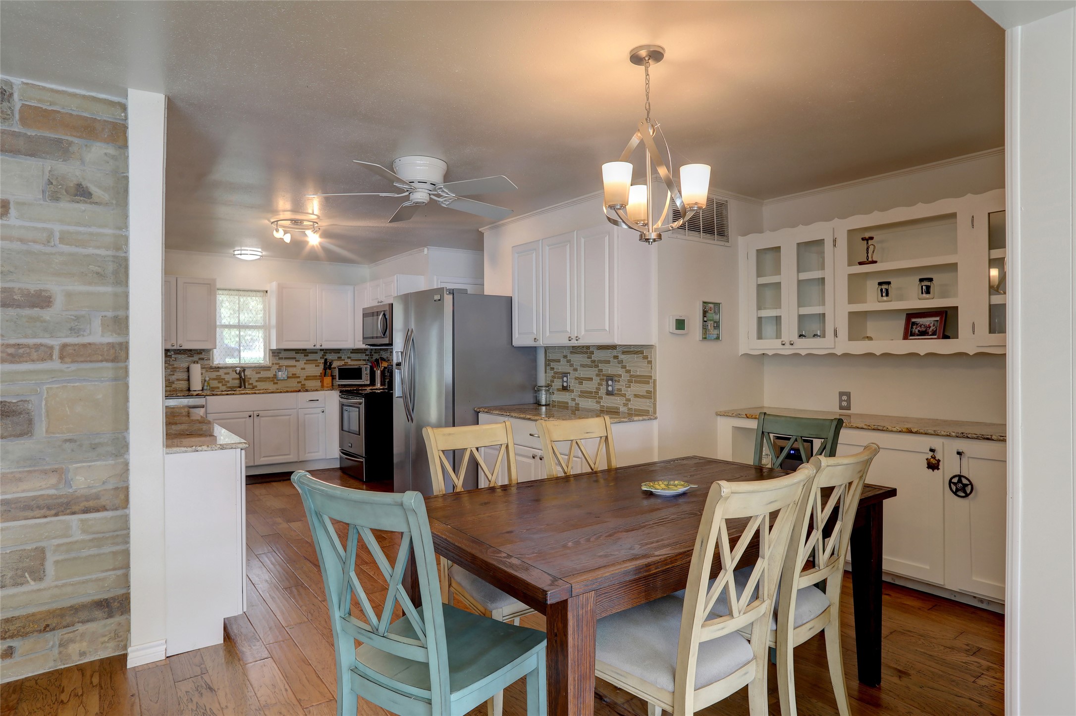 1208 Atoll Court Tool TX 75143