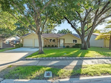 3016 Sun Valley Street Irving TX 75062