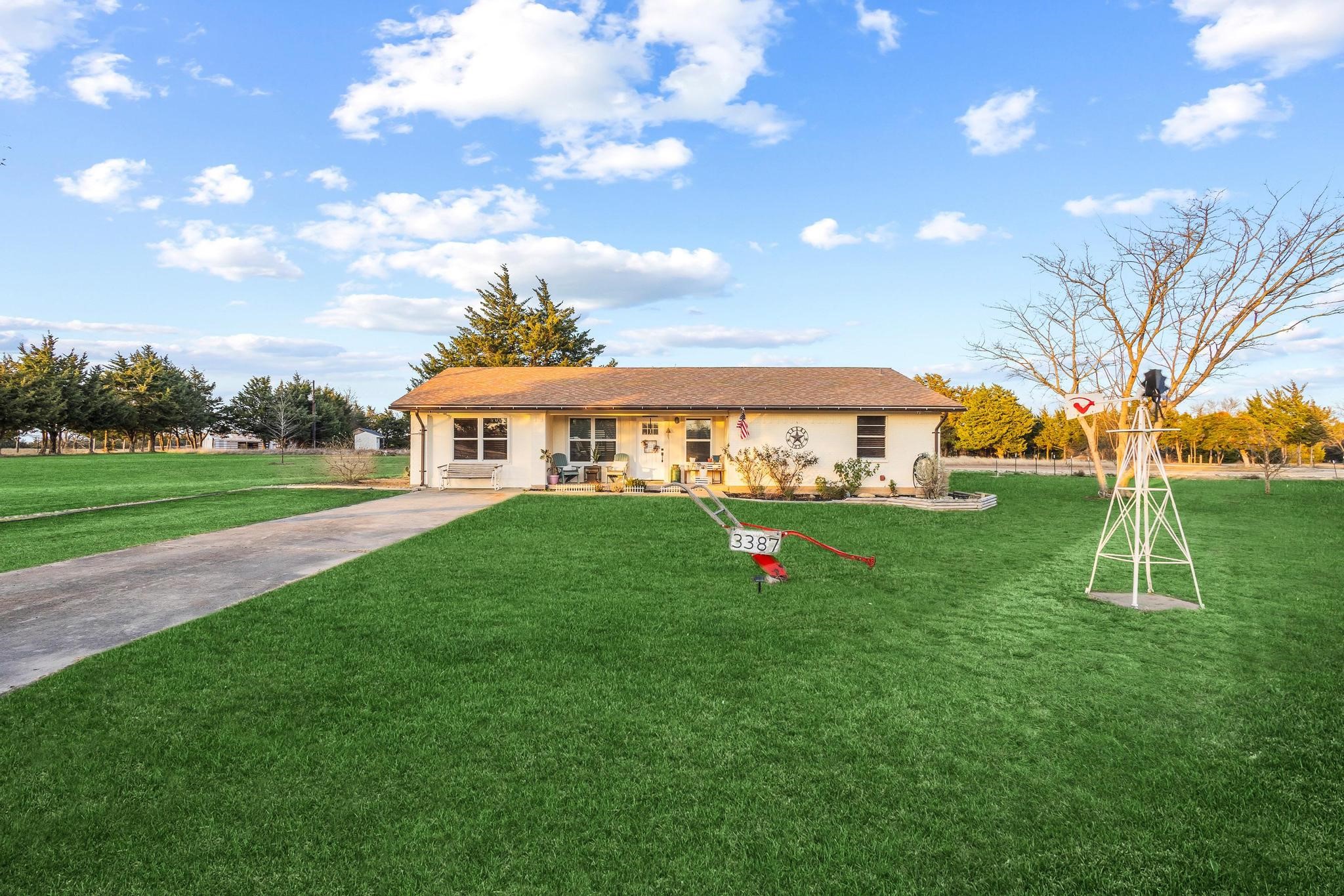 3387 Fm 121 Van Alstyne TX 75495