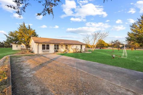 3387 Fm 121 Van Alstyne TX 75495
