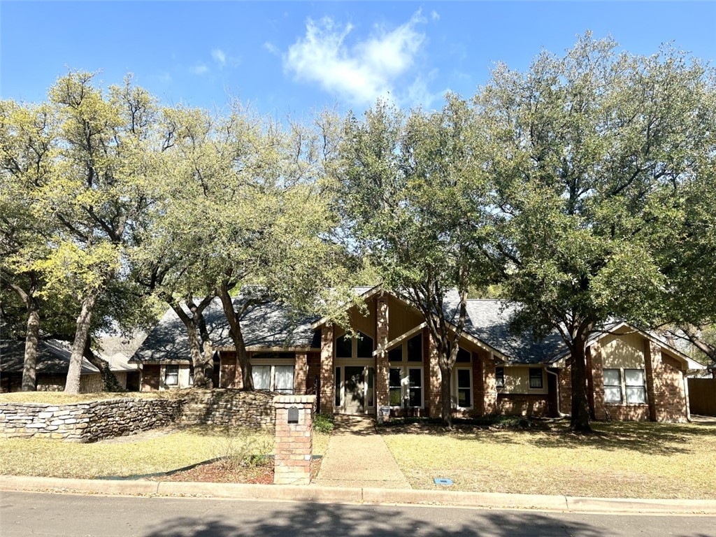 9607 Oak Springs Drive Woodway TX 76712