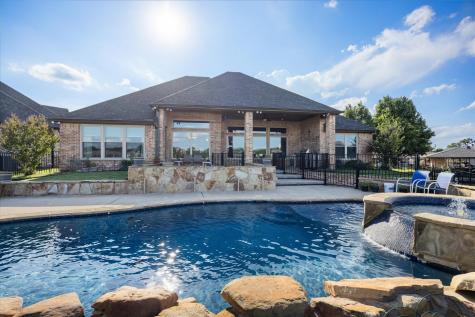 1513 Boca Bay Court Granbury TX 76048