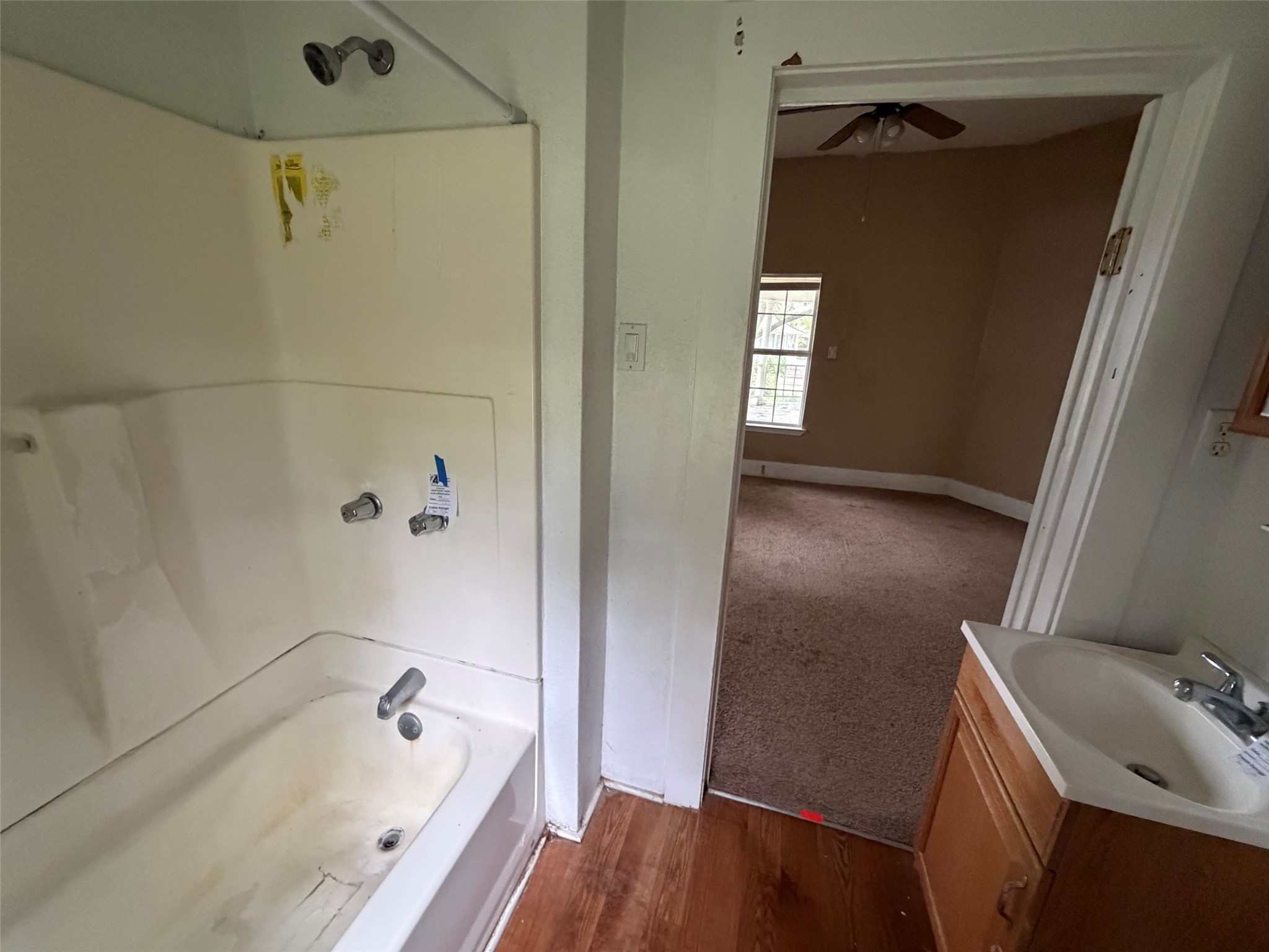 215 Heath Street Cleburne TX 76031