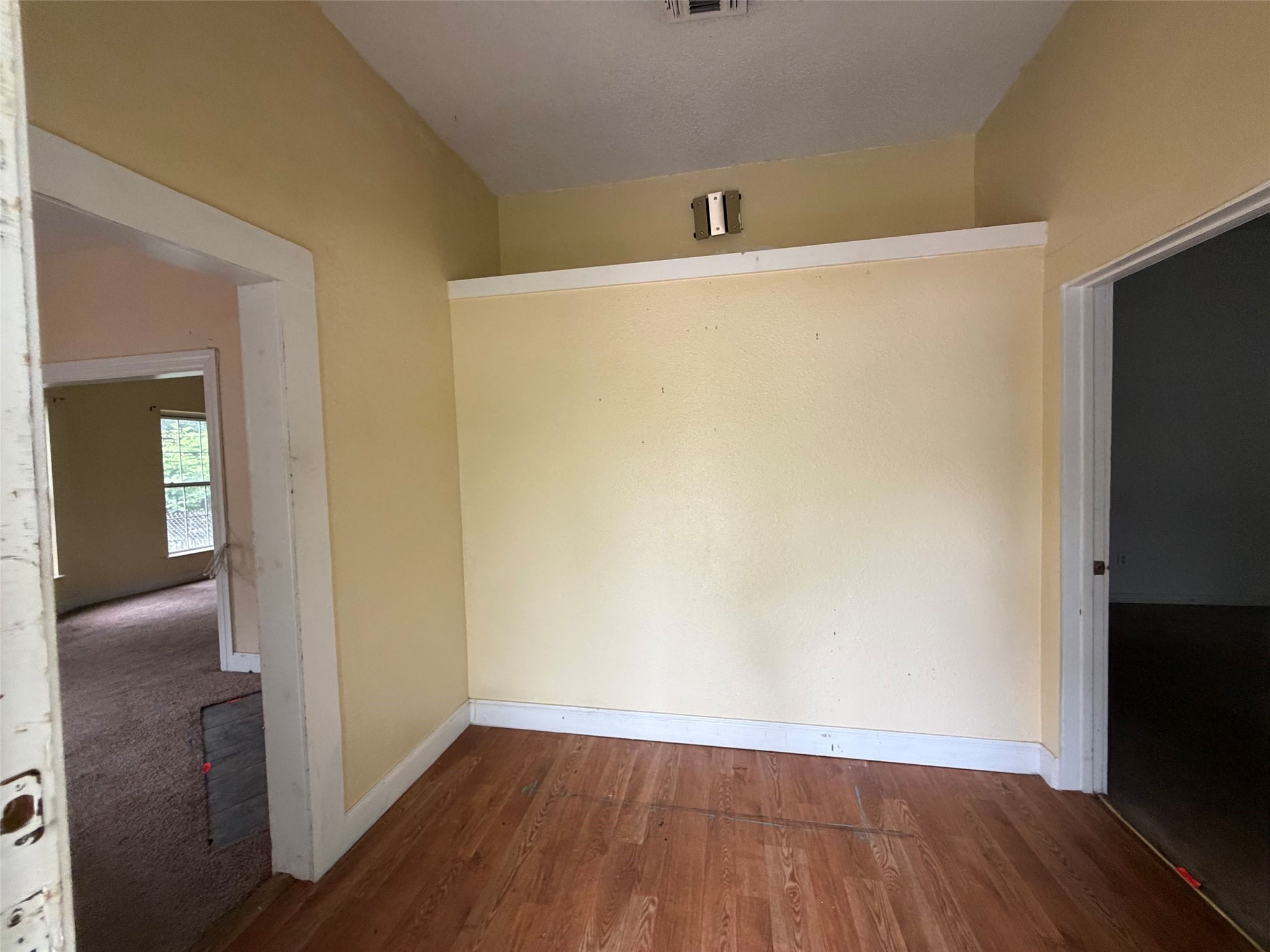 215 Heath Street Cleburne TX 76031