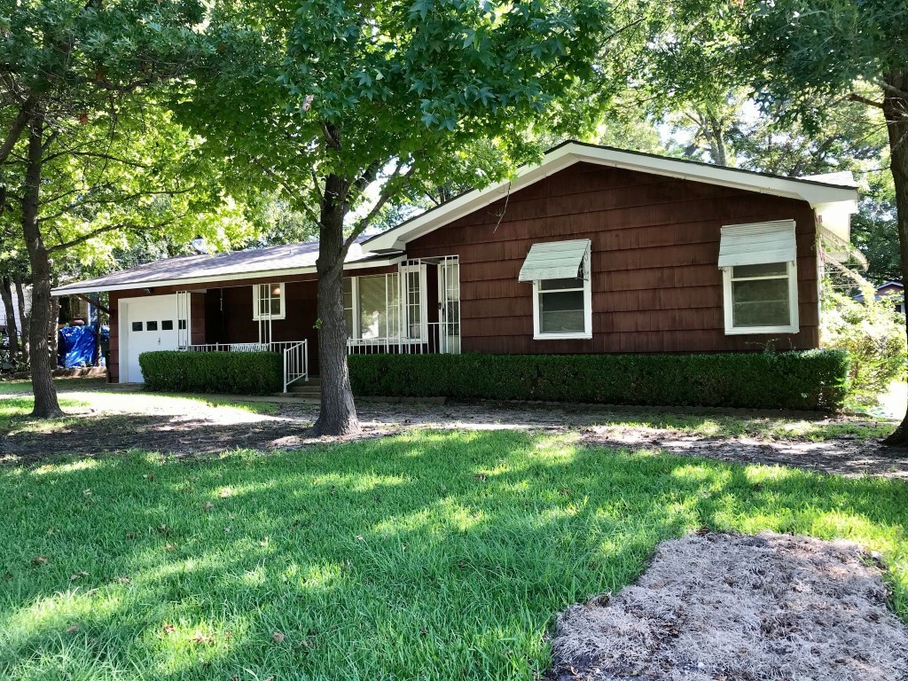 119 S Highland Avenue Sherman TX 75092