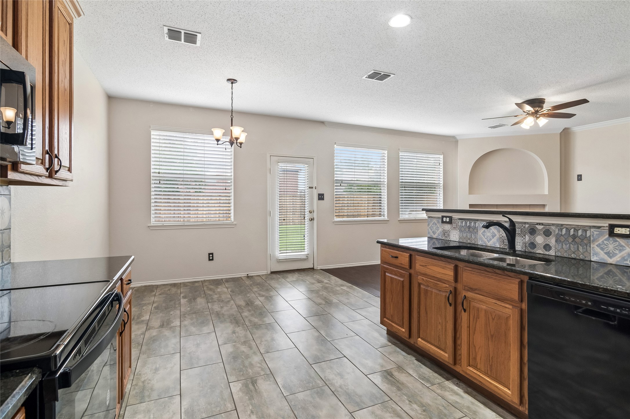10609 Augusta Lane Rowlett TX 75089