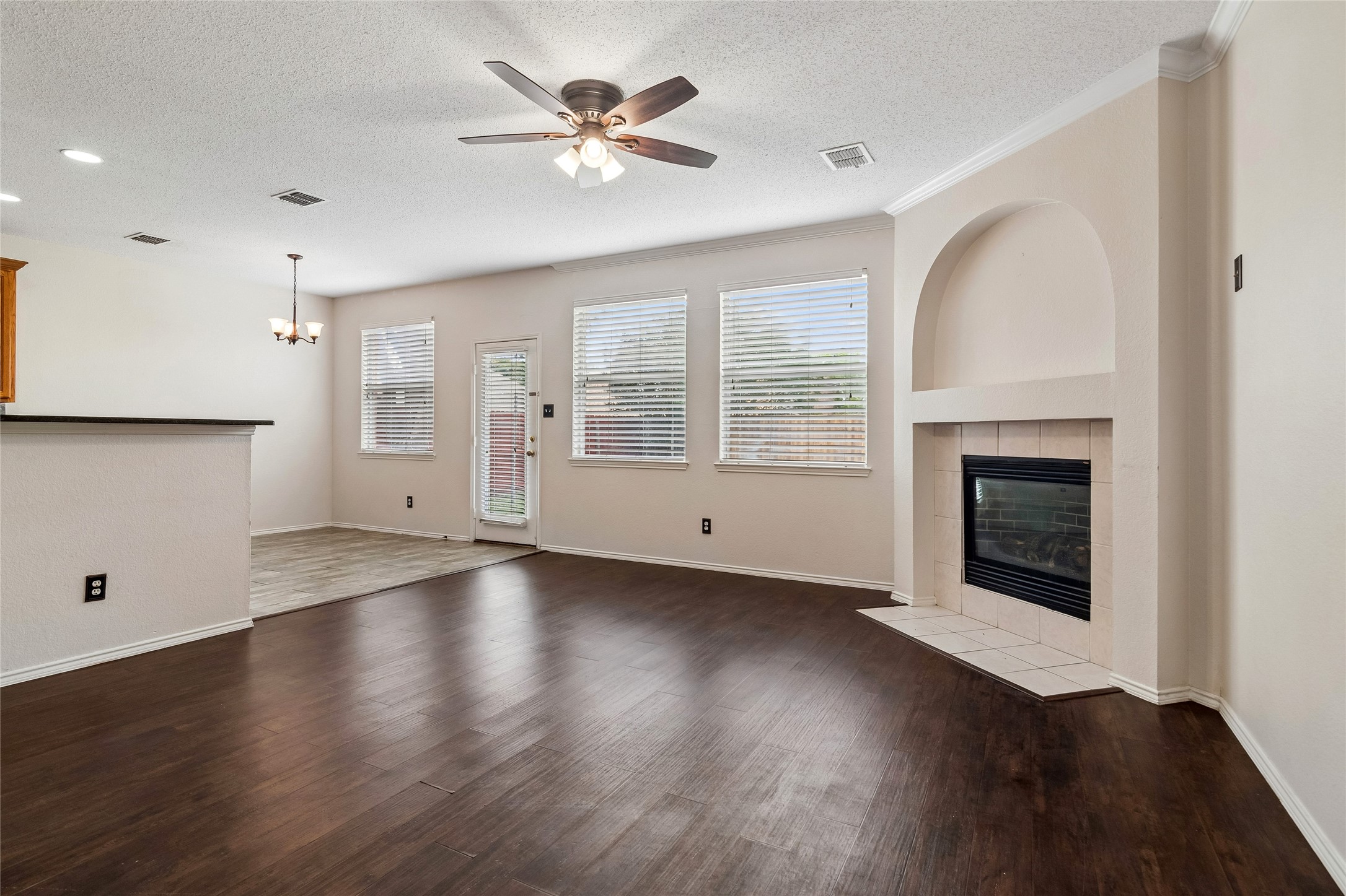 10609 Augusta Lane Rowlett TX 75089