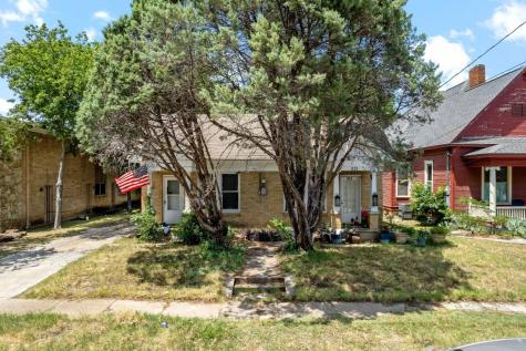 923 Sunset Avenue Dallas TX 75208