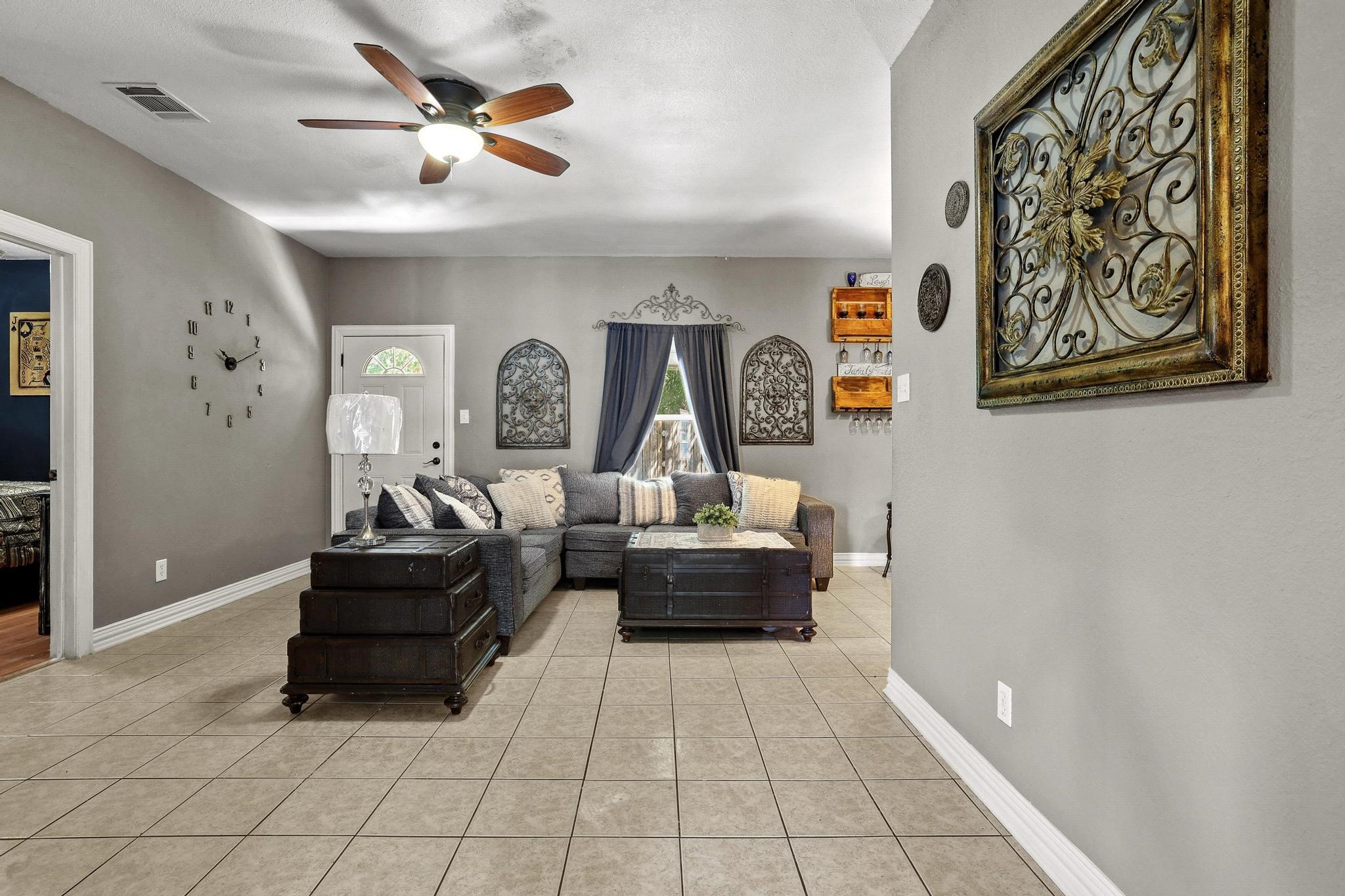 303 E Brockett Street Sherman TX 75090