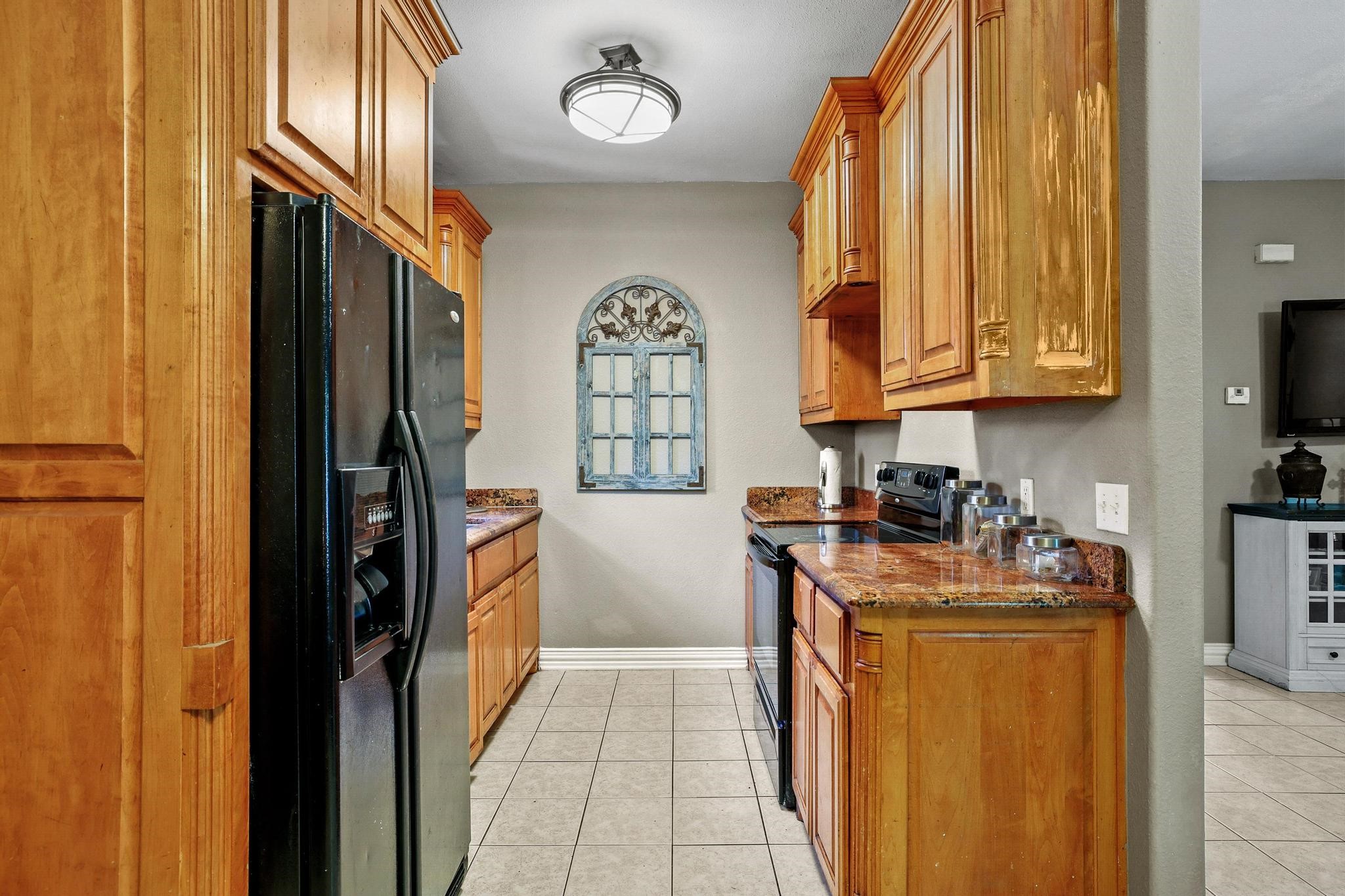 303 E Brockett Street Sherman TX 75090