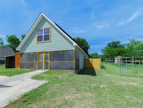 10906 Shady Oaks Drive Runaway Bay TX 76426