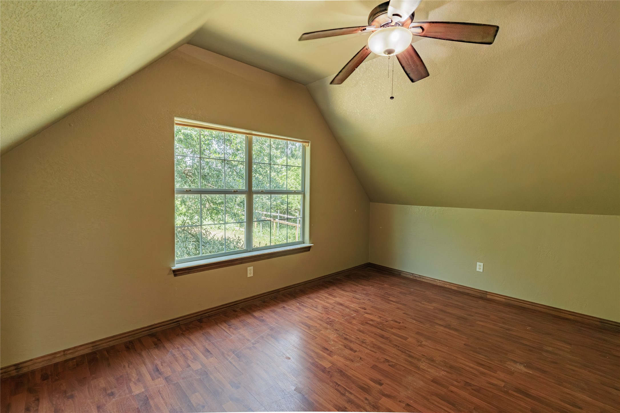 10906 Shady Oaks Drive Runaway Bay TX 76426