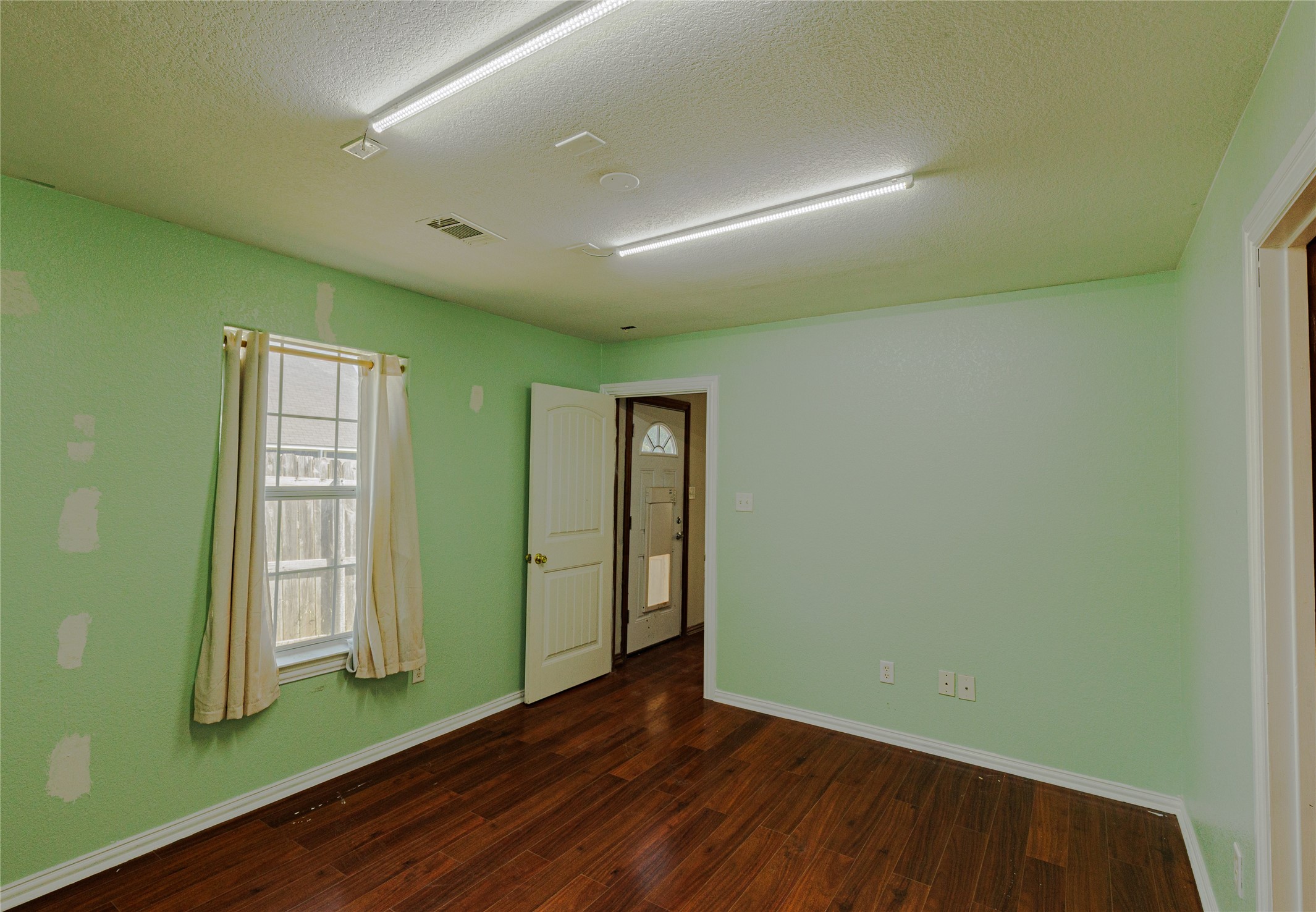 10906 Shady Oaks Drive Runaway Bay TX 76426