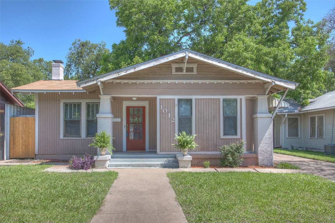 1012 Orange Street Fort Worth TX 76110
