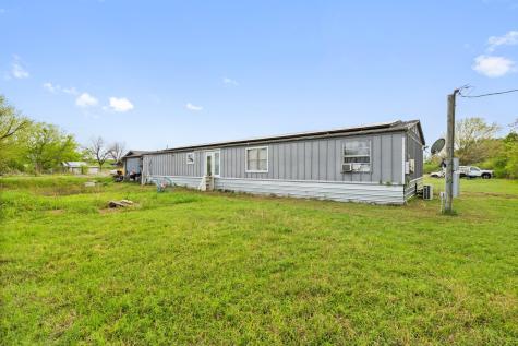 1128 County Road 429 Cleburne TX 76031