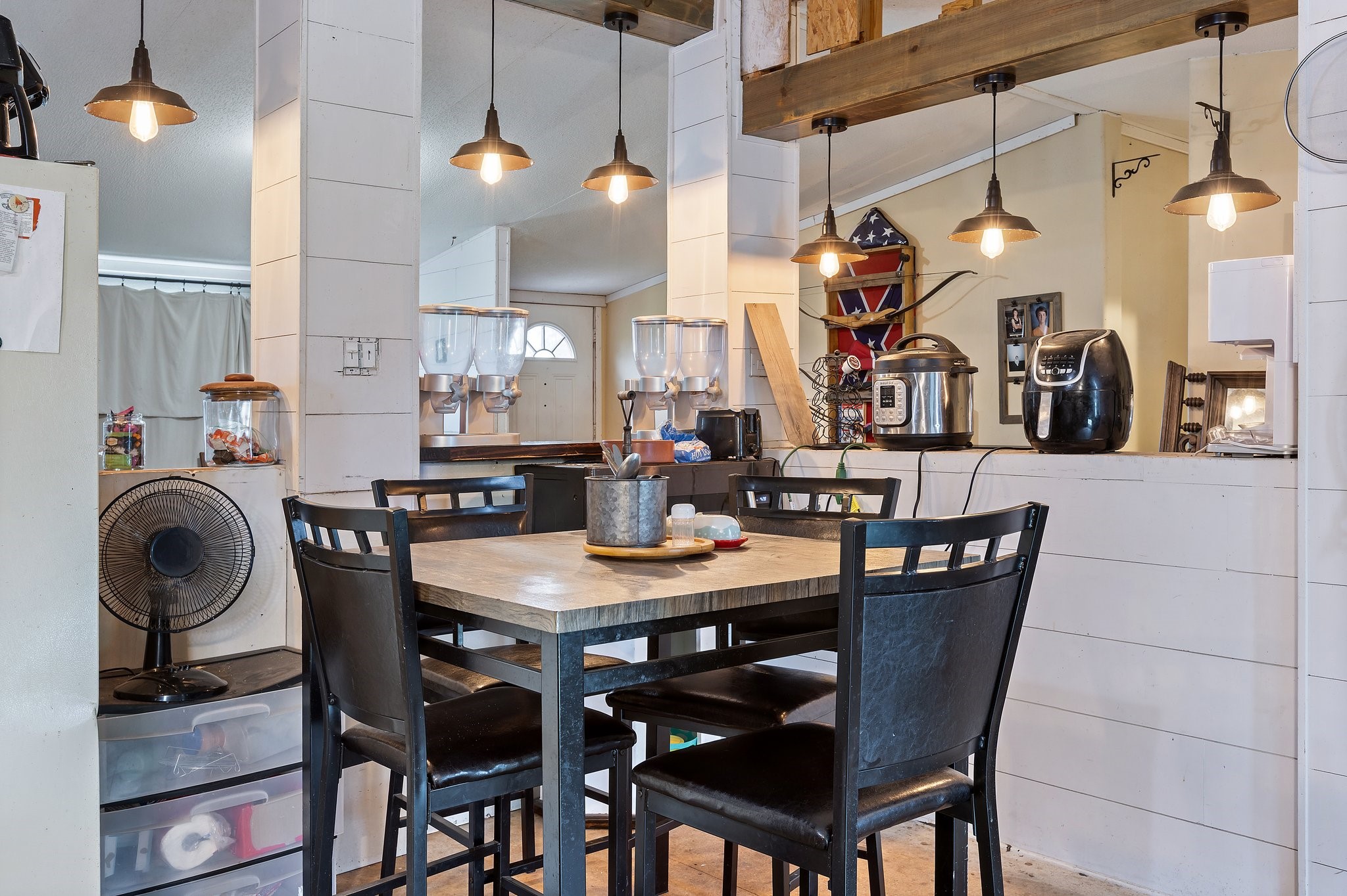 1128 County Road 429 Cleburne TX 76031