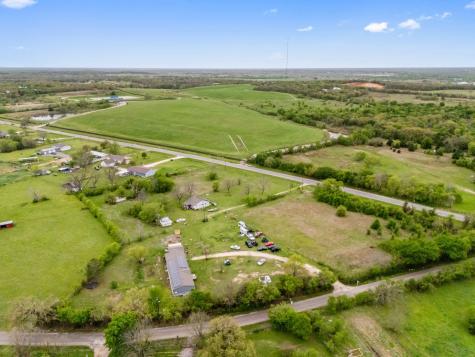 1128 County Road 429 Cleburne TX 76031