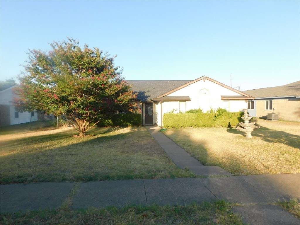 1614 Valleyview Lane Duncanville TX 75137