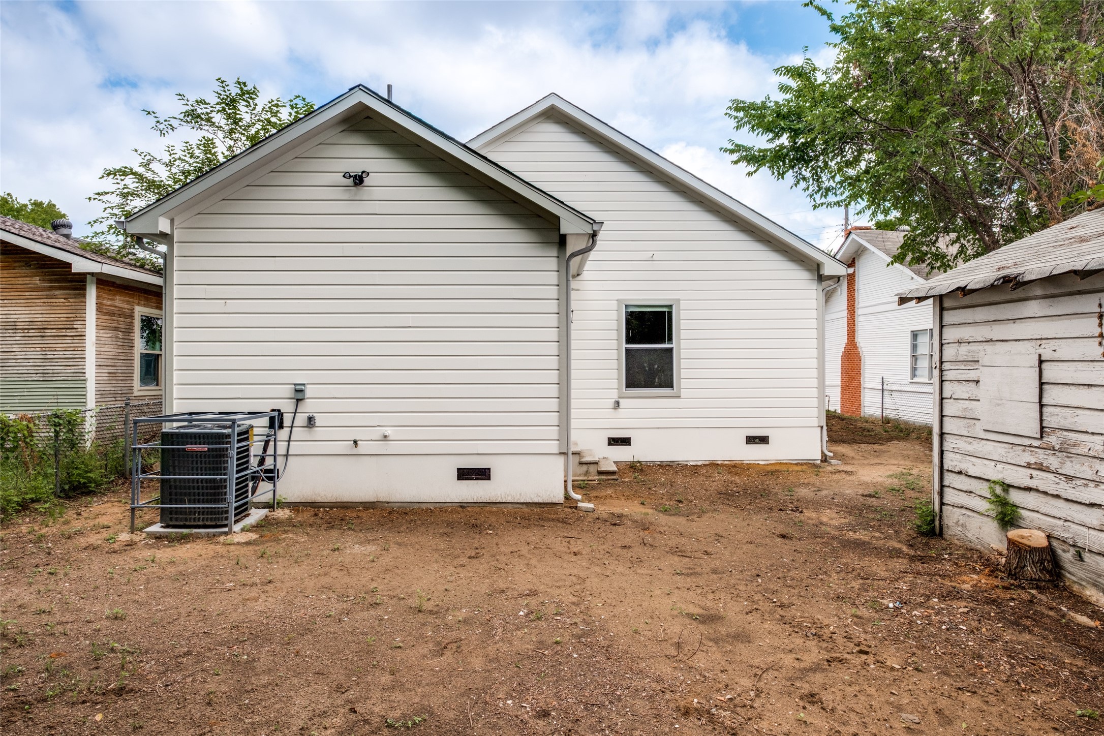 2834 Tanner Street Dallas TX 75215
