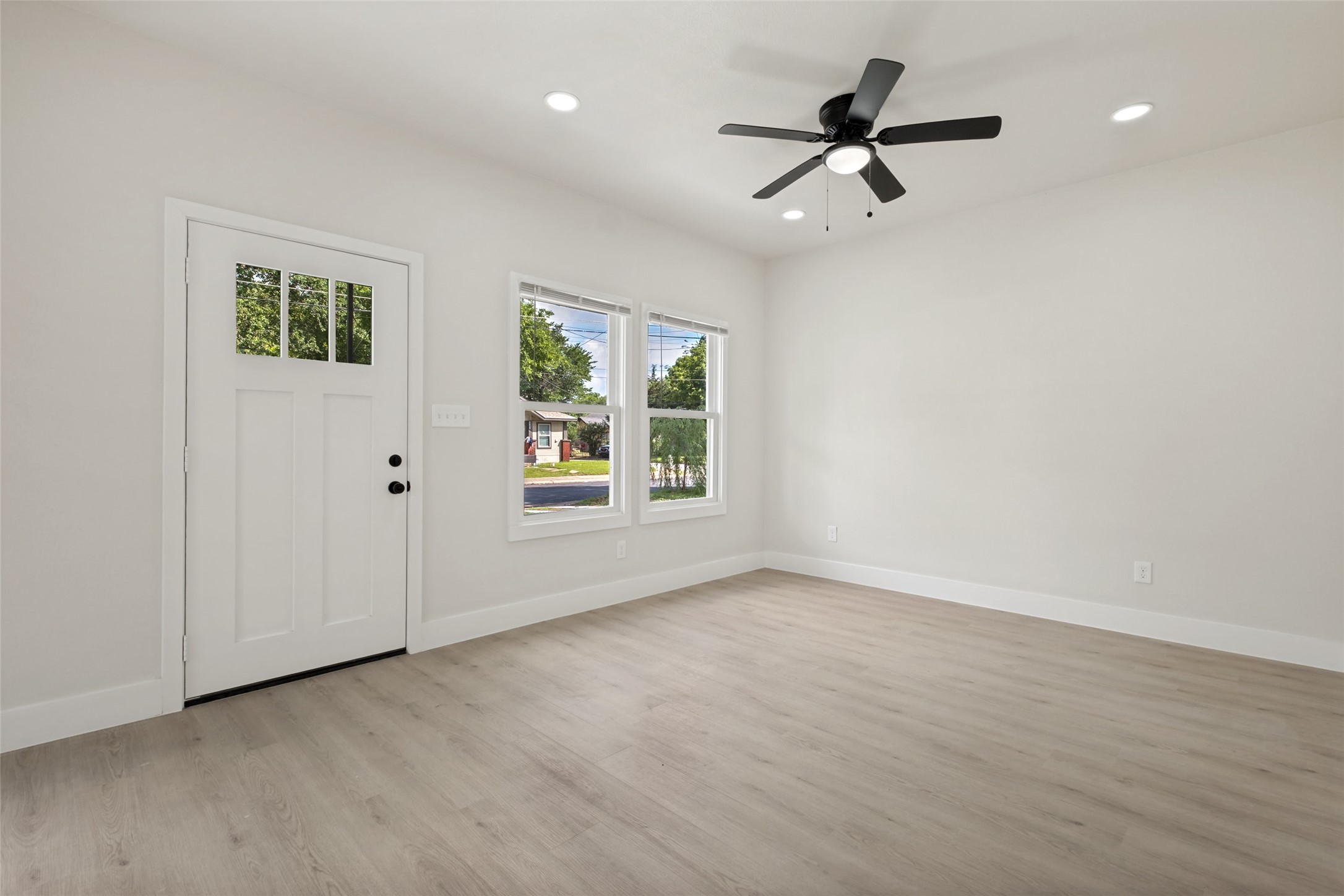 2834 Tanner Street Dallas TX 75215