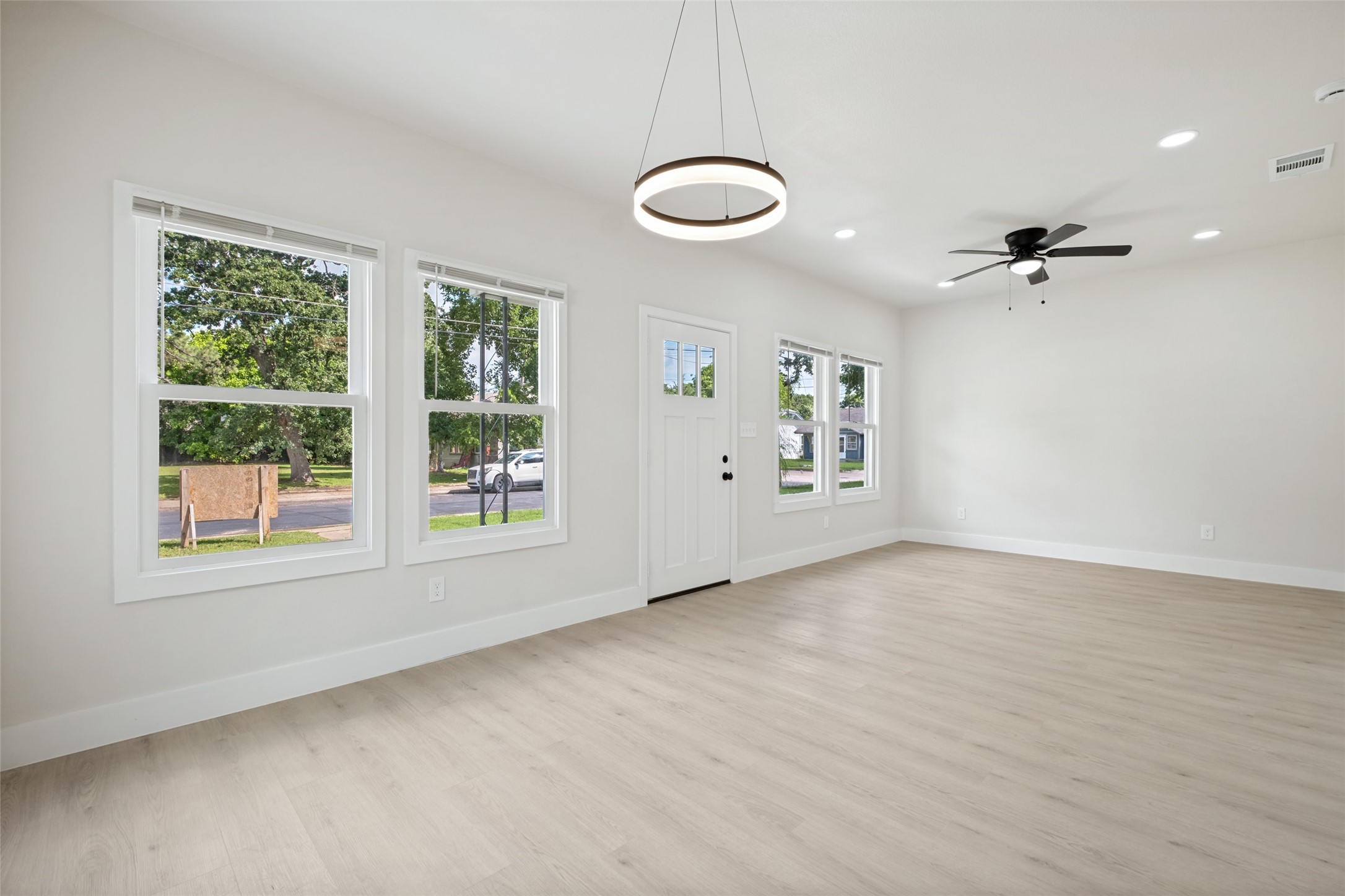 2834 Tanner Street Dallas TX 75215