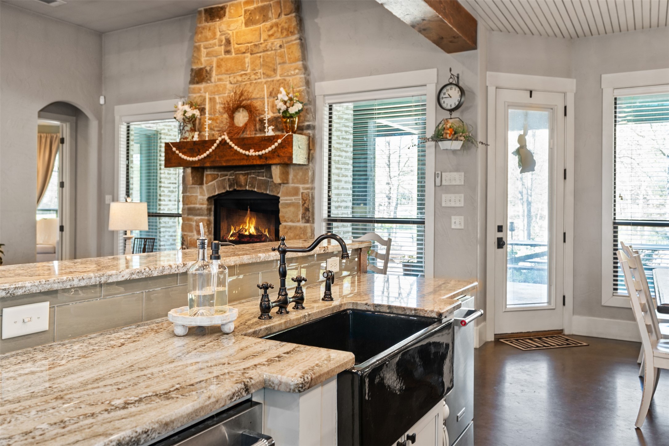 107 Nautical Point Mabank TX 75143