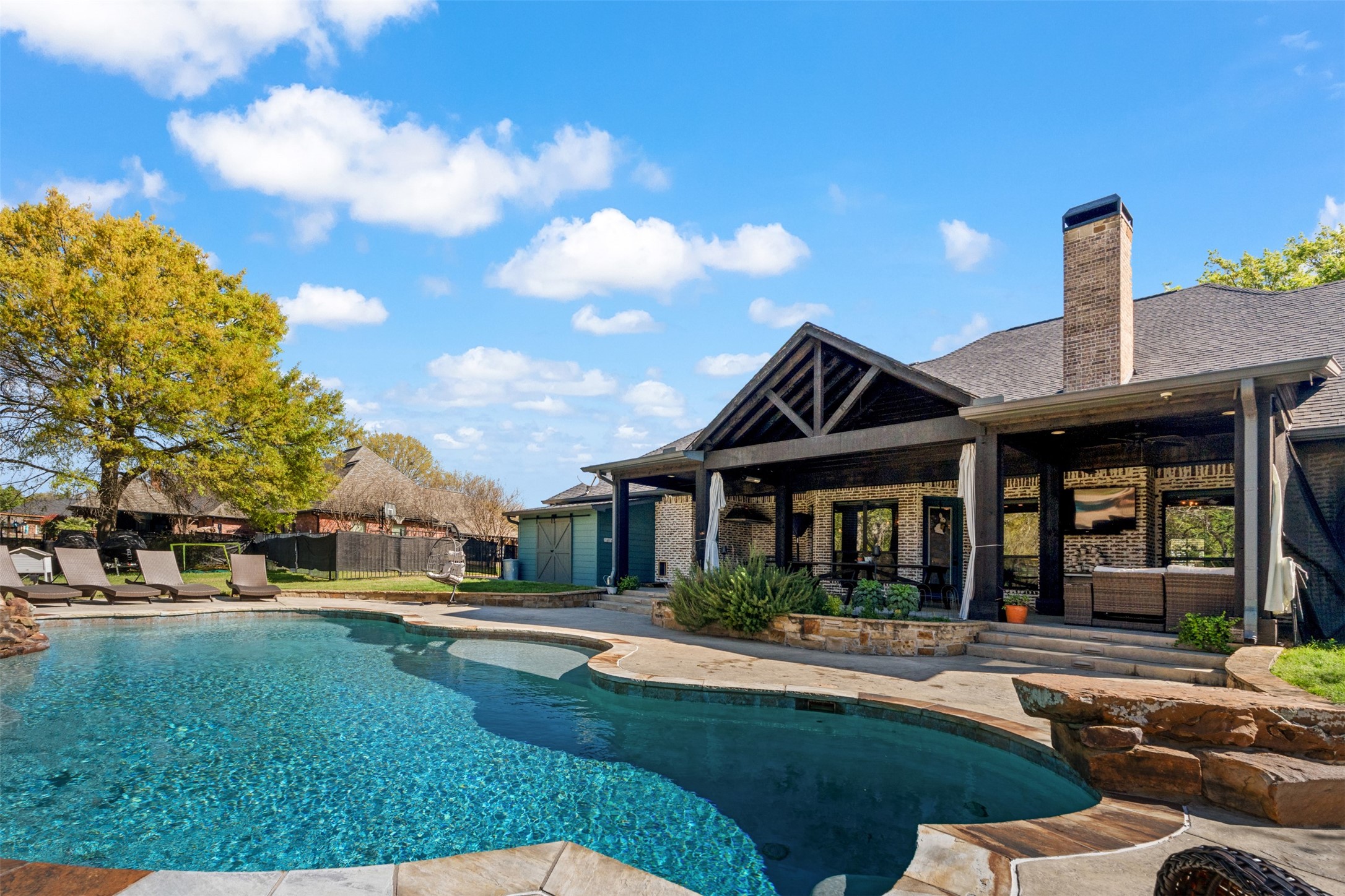107 Nautical Point Mabank TX 75143