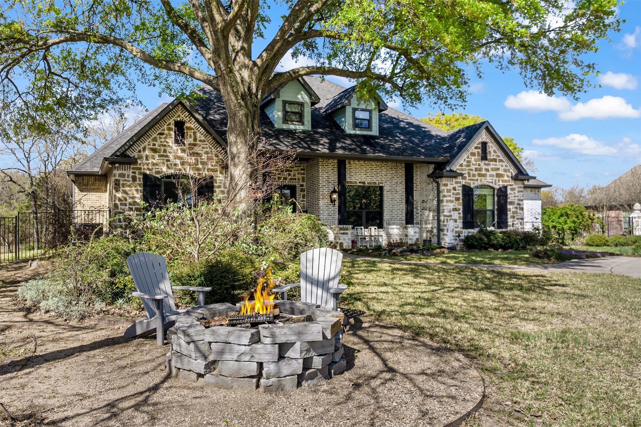 107 Nautical Point Mabank TX 75143