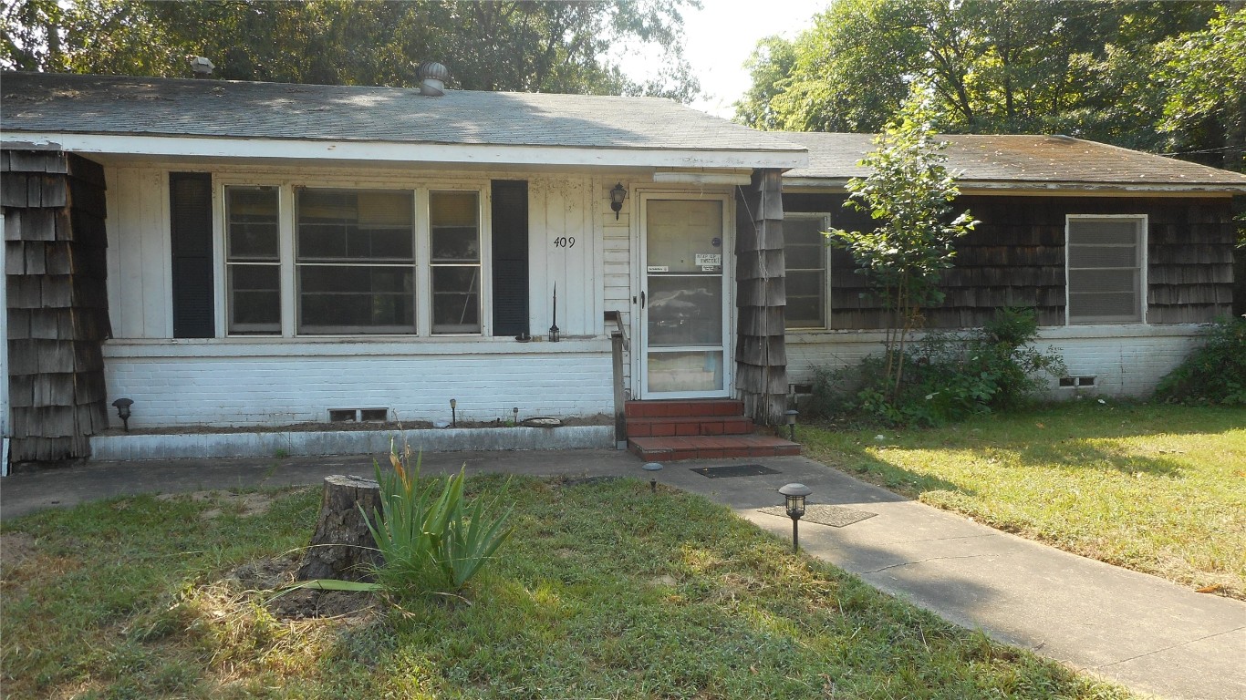 409 S Beech Street Winnsboro TX 75494