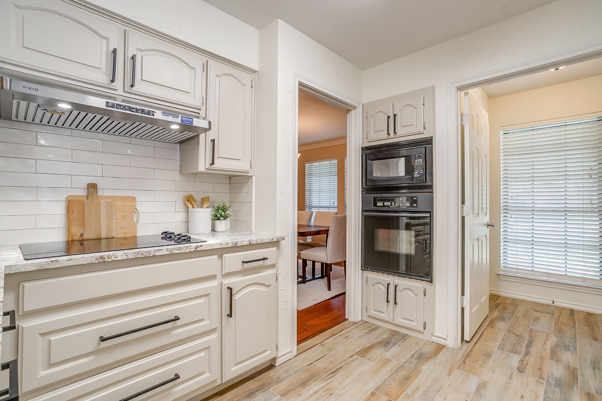 2907 Creekwood Drive Grapevine TX 76051