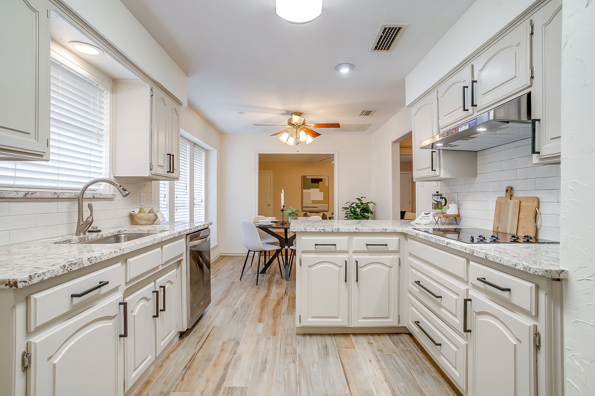 2907 Creekwood Drive Grapevine TX 76051
