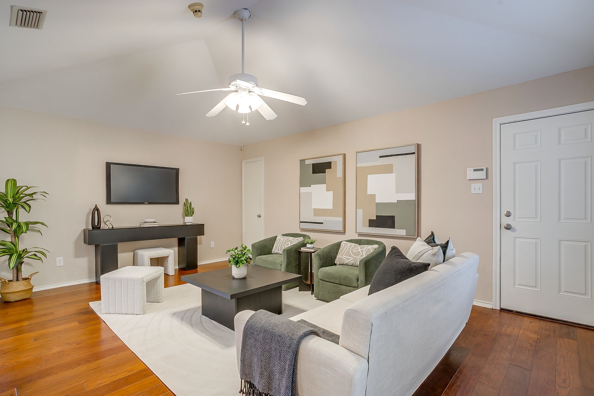 2907 Creekwood Drive Grapevine TX 76051