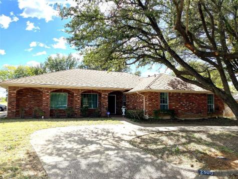 2300 Woodbine Street Arlington TX 76012