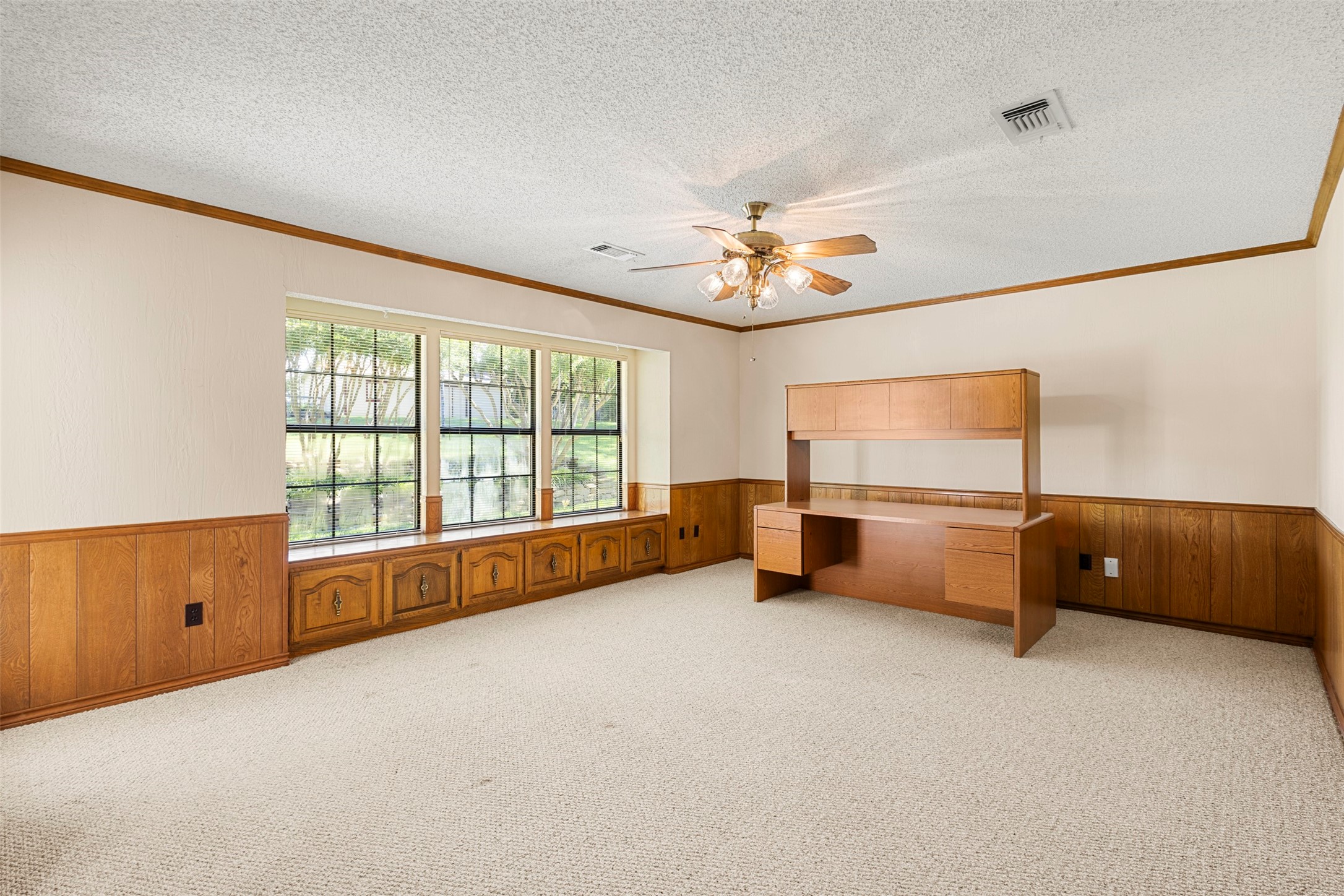 110 Cedar Drive Oak Leaf TX 75154